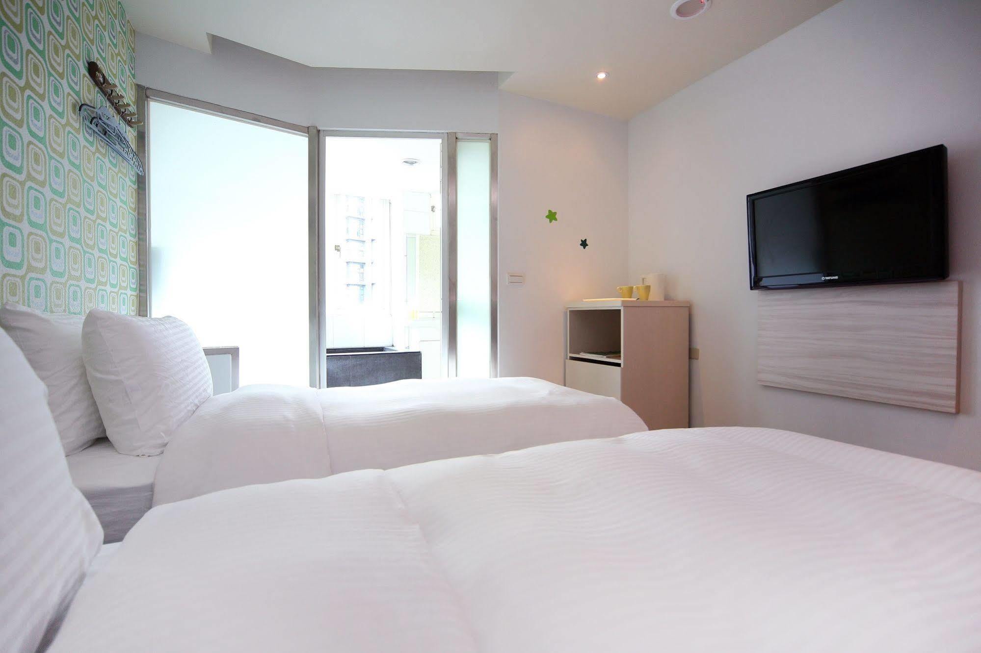 J-Hotel Csiaohszi Kültér fotó